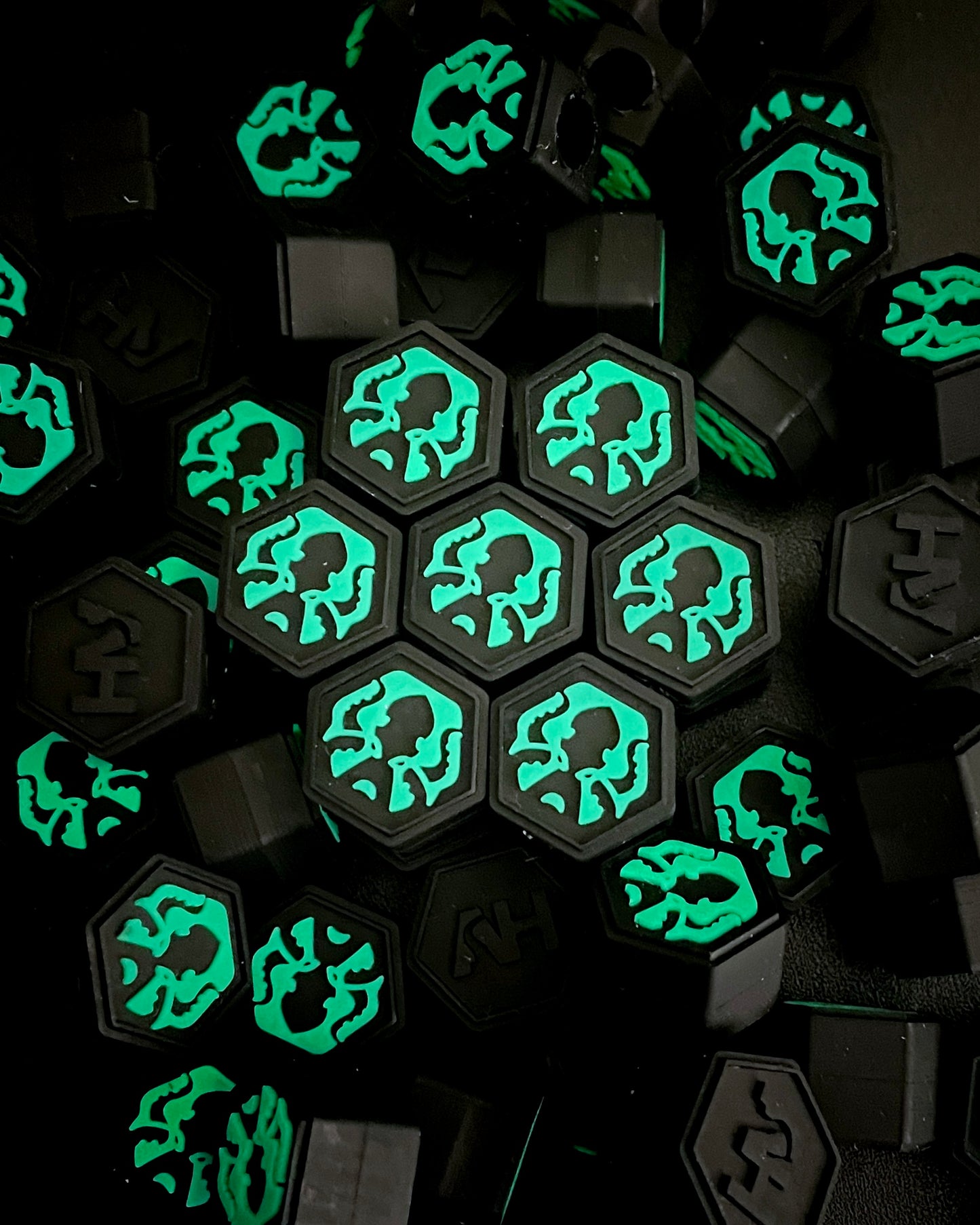 KRAKEN GITD BEADS (3 PACK)