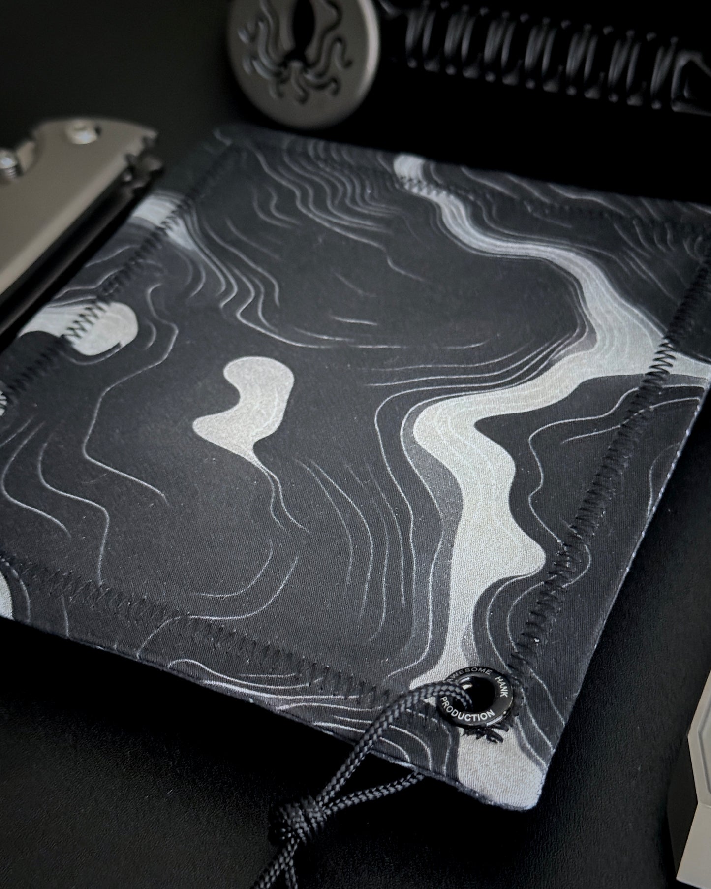 OBSIDIAN TOPO HANDKERCHIEF (AHP)